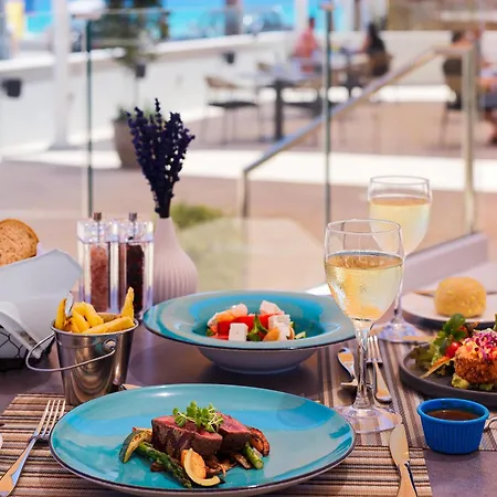 Olympic Lagoon Курортный комплекс 5*