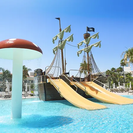 Olympic Lagoon 度假村 圣纳帕